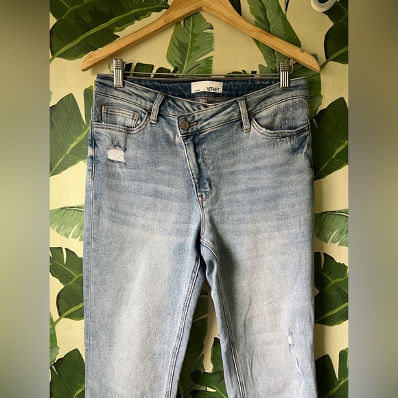 Vici Vervet Womens Crossover Distressed Jeans 29 - Picture 5 of 12